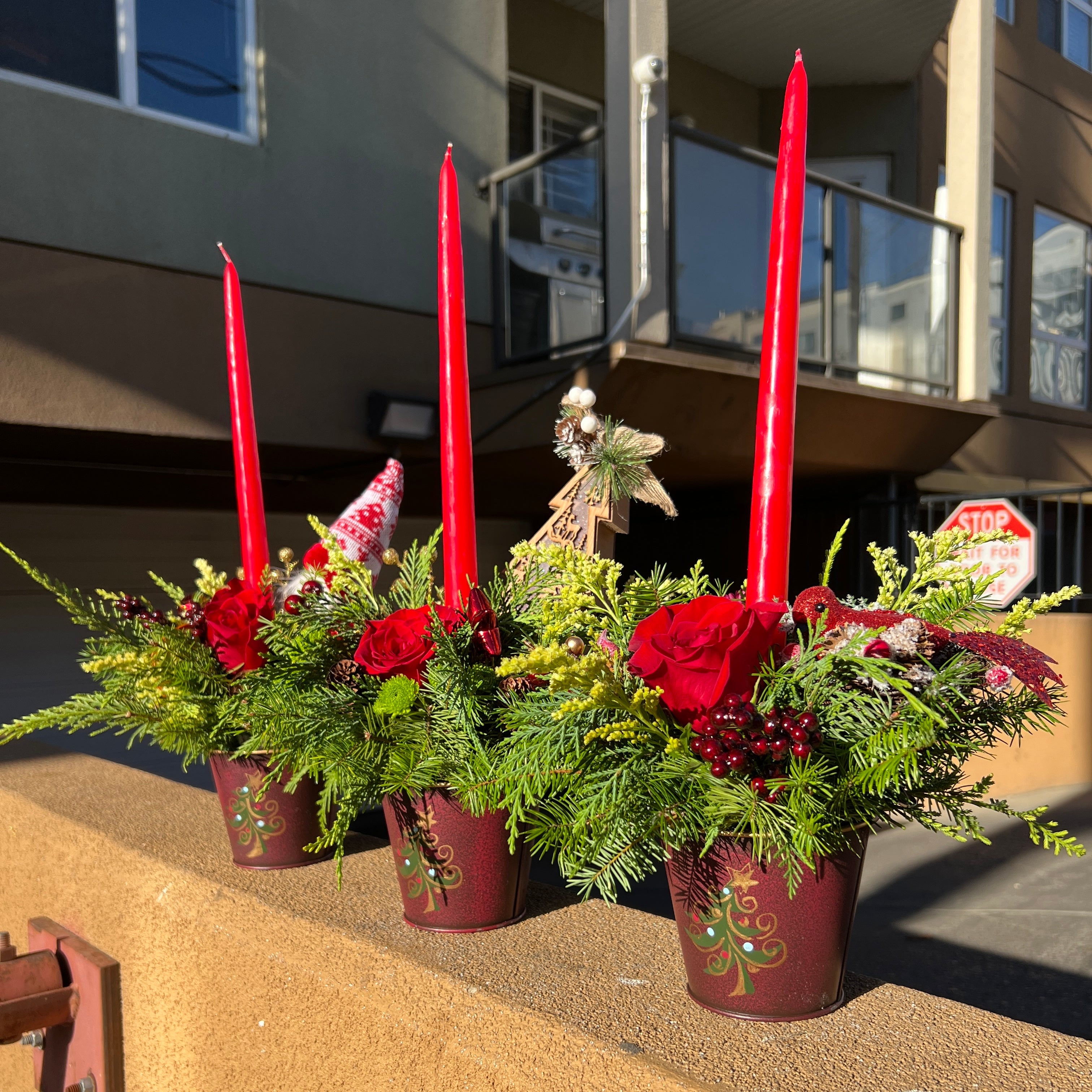 Christmas Arrangement Bouquet Mix