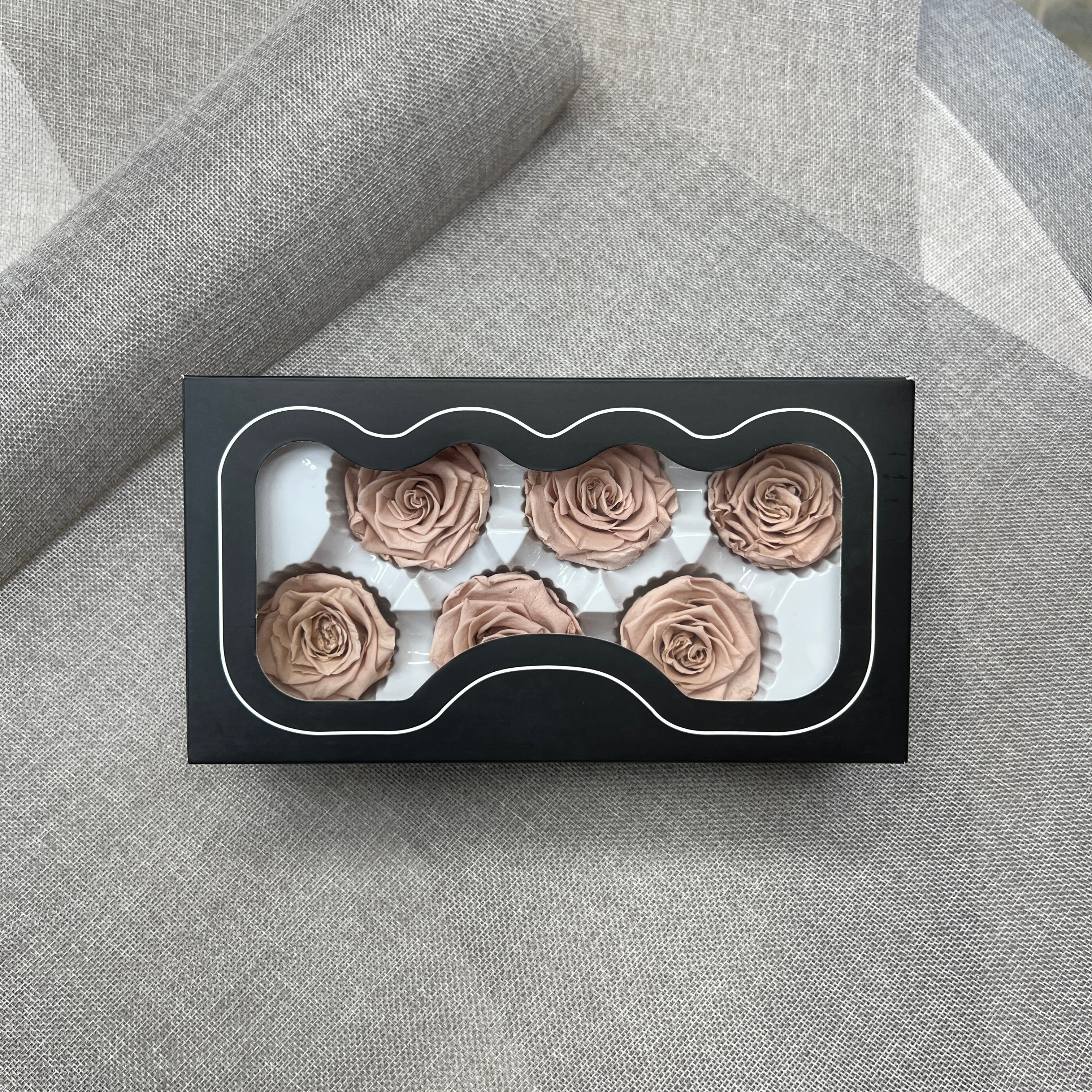 Preserved Roses Box (6 pcs)