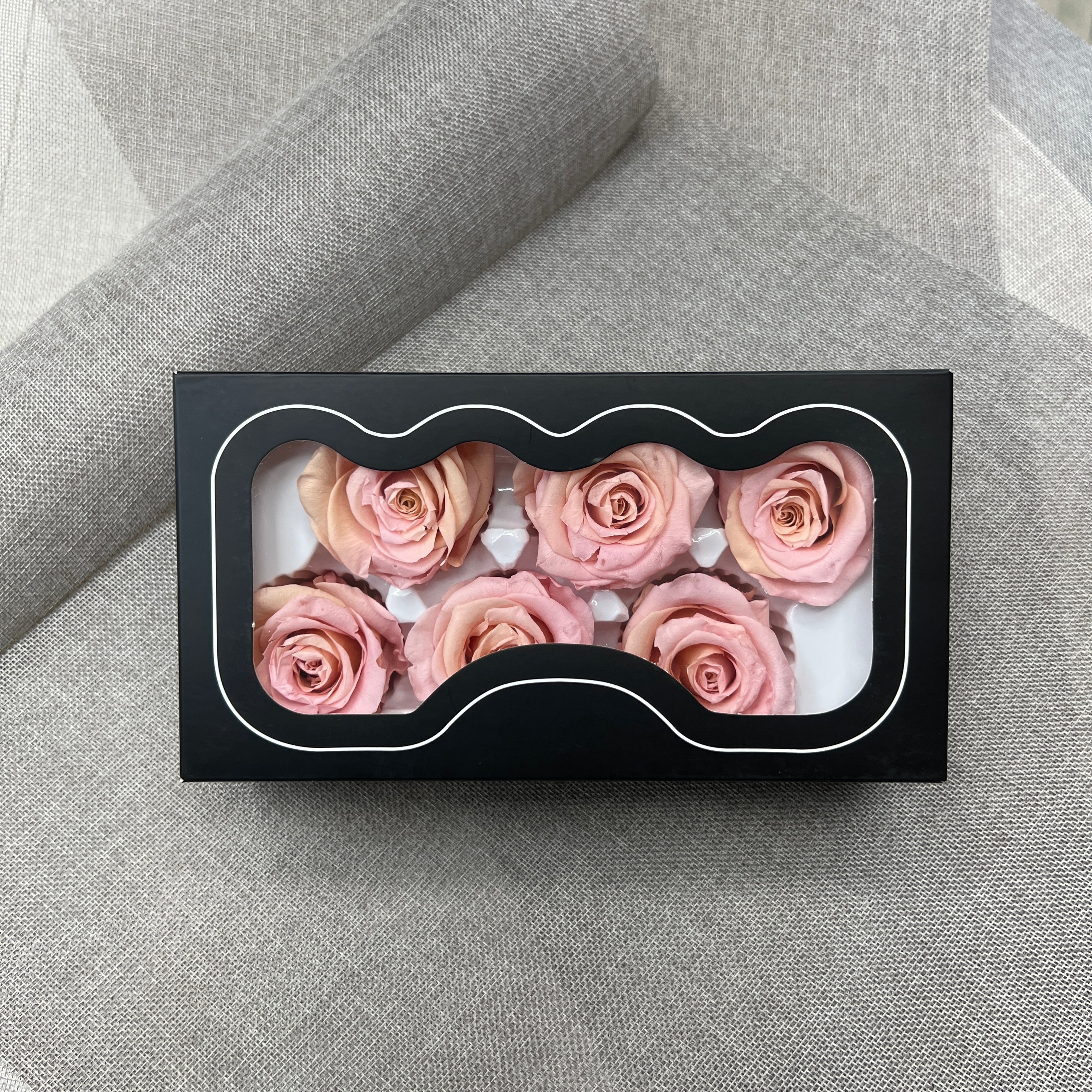 Preserved Roses Box (Pink Peach)